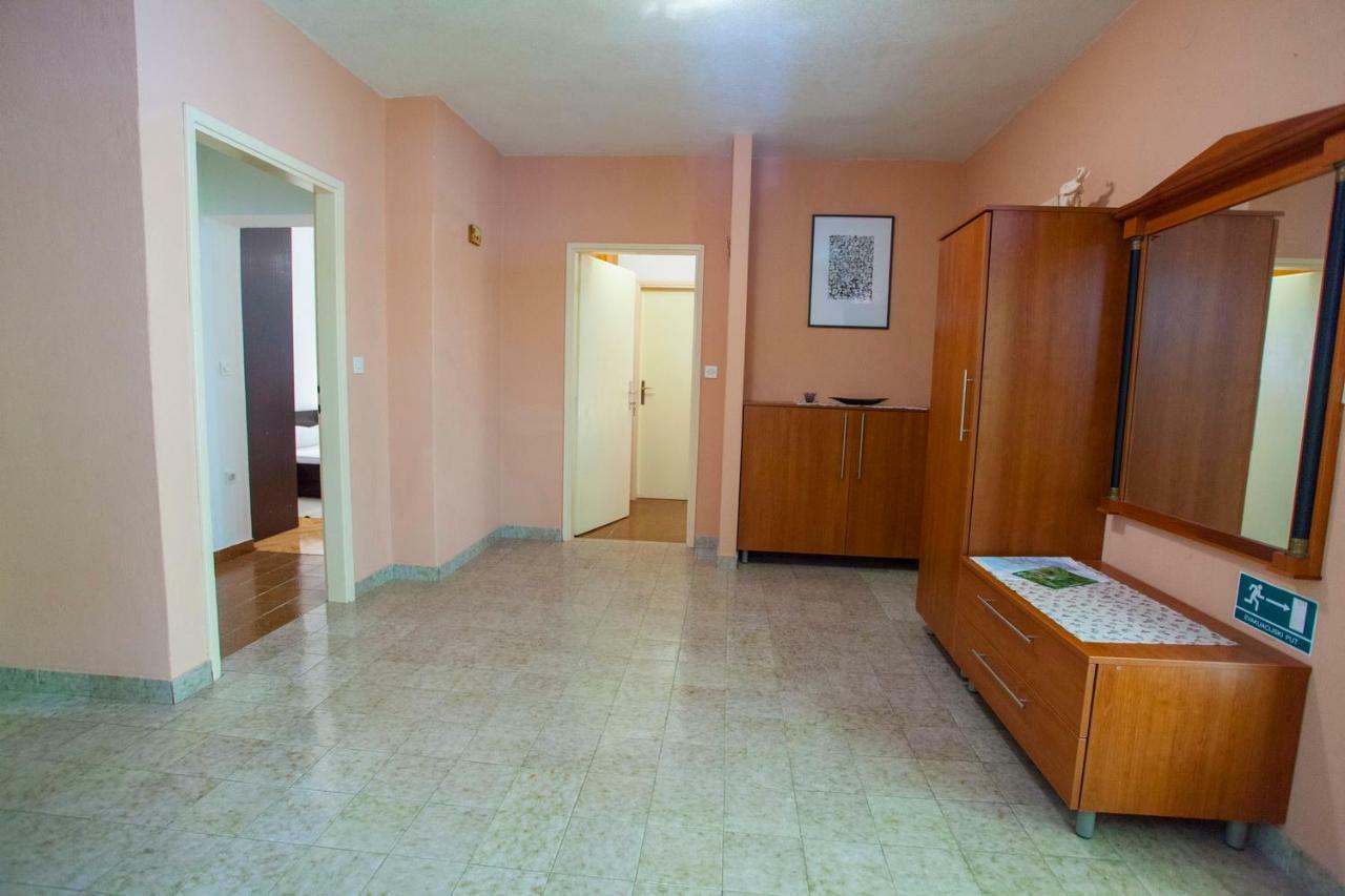Apartmani Ruza Μακάρσκα Εξωτερικό φωτογραφία